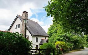 Charming Guest House In Cornish Countryside